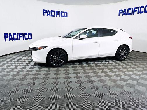 2024 Mazda Mazda3 FWD w/Preferred Package