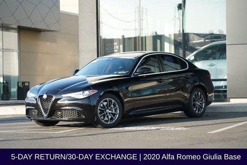 2020 Alfa Romeo Giulia Base