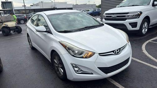 Pearl White 2014 Hyundai ELANTRA SE