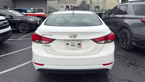 Pearl White 2014 Hyundai ELANTRA SE