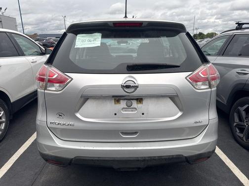 2016 Nissan Rogue S