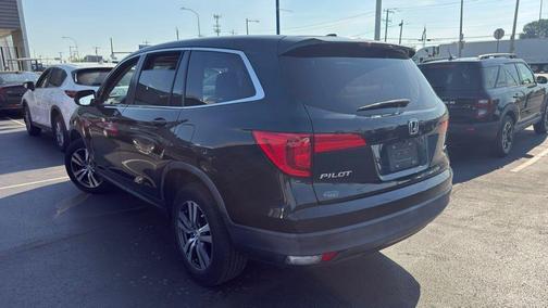 Green 2016 Honda Pilot EX-L