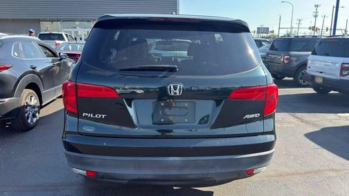 Green 2016 Honda Pilot EX-L