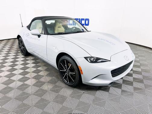 Aero Gray 2024 Mazda MX-5 Miata Grand Touring