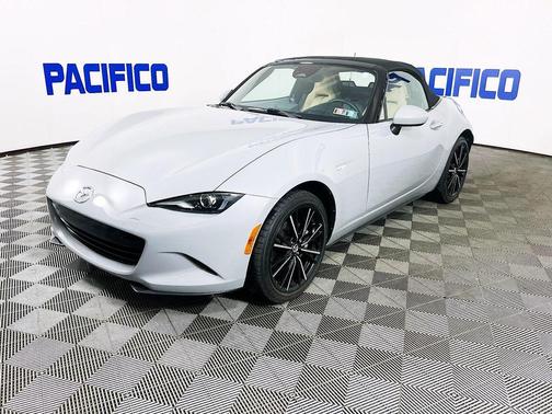 Aero Gray 2024 Mazda MX-5 Miata Grand Touring