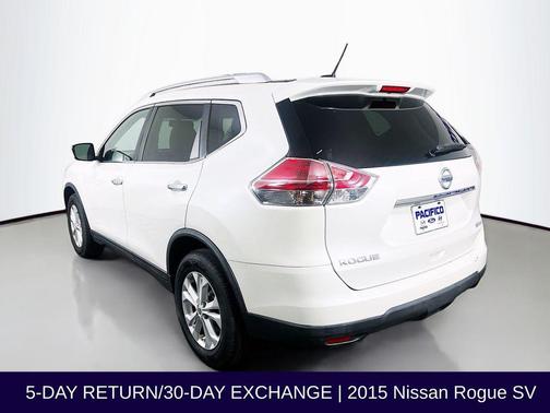 Moonlight White 2015 Nissan Rogue SV