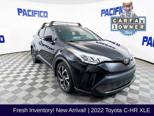 2022 Toyota C-HR XLE