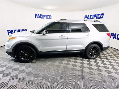 Ingot Silver 2012 Ford Explorer XLT