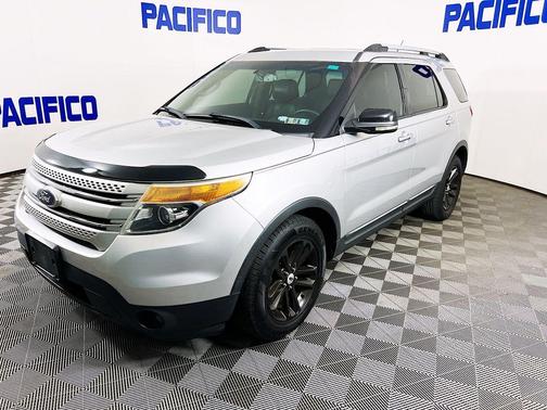 Ingot Silver 2012 Ford Explorer XLT
