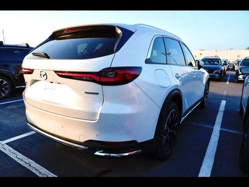 2025 Mazda CX-90 Premium Plus