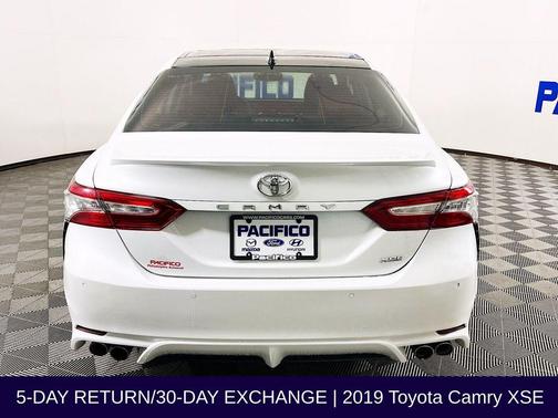 2019 Toyota Camry XSE