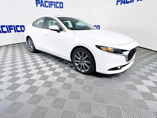 2024 Mazda Mazda3 FWD w/Preferred Package