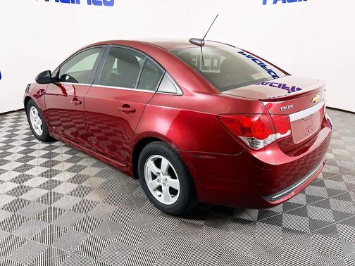 Siren Red Tintcoat 2015 Chevrolet Cruze 1LT