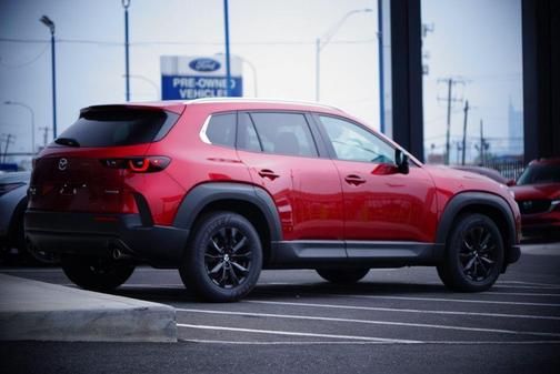 2025 Mazda CX-50 2.5 S Preferred Package