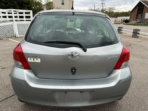 2010 Toyota Yaris Base