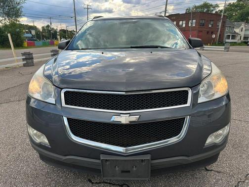 Gray 2012 Chevrolet Traverse LS