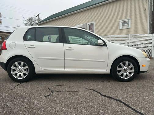 2009 Volkswagen Rabbit Base
