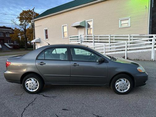2007 Toyota Corolla LE