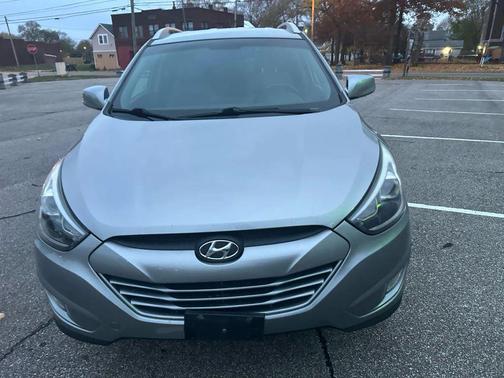2014 Hyundai TUCSON SE