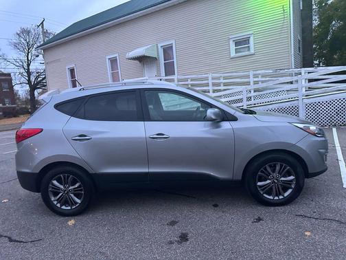 2014 Hyundai TUCSON SE