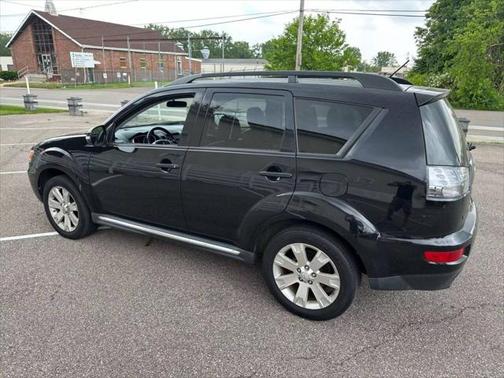 2011 Mitsubishi Outlander SE