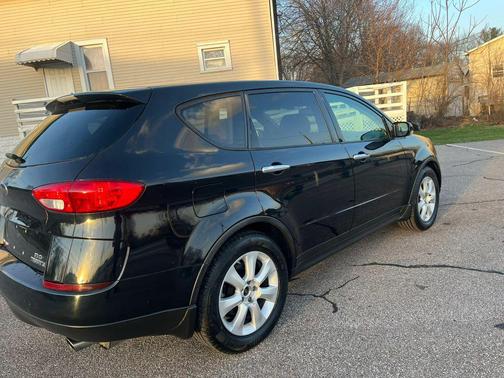 2007 Subaru B9 Tribeca Limited 5-Passenger