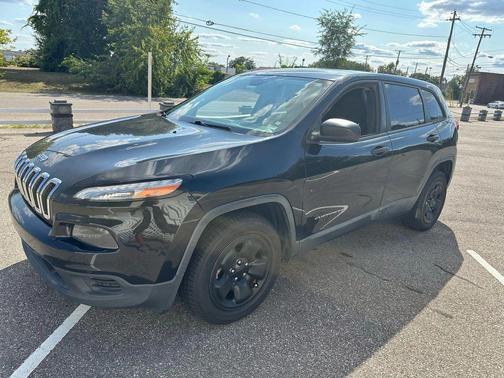 2017 Jeep Cherokee Sport