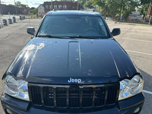 2006 Jeep Grand Cherokee Laredo