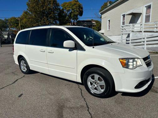 2011 Dodge Grand Caravan Crew