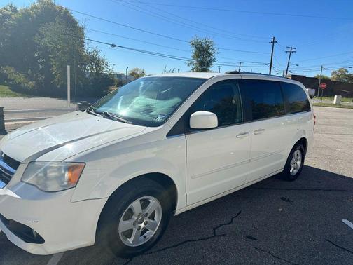 2011 Dodge Grand Caravan Crew