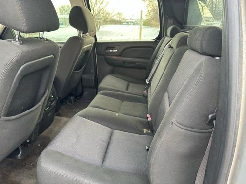 2011 Chevrolet Avalanche 1500 LS