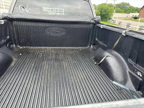 2004 Ford F-150 XLT