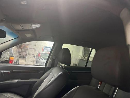 2010 Hyundai SANTA FE SE