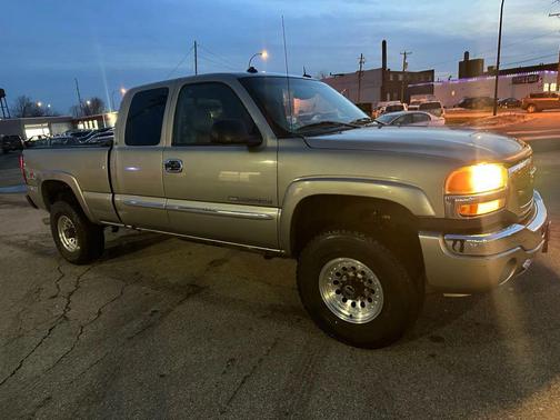 2003 GMC Sierra 2500 SLT H/D Extended Cab