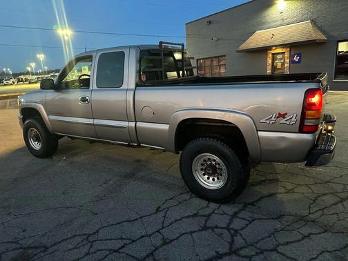 2003 GMC Sierra 2500 SLT H/D Extended Cab