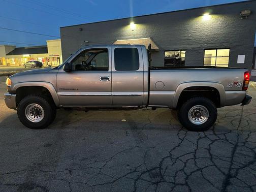 2003 GMC Sierra 2500 SLT H/D Extended Cab