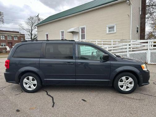 2013 Dodge Grand Caravan SE