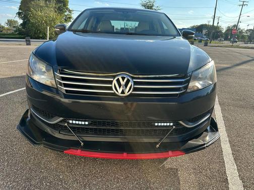 2015 Volkswagen Passat 1.8T Auto SE