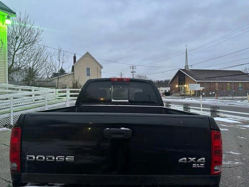 2004 Dodge Ram 1500 SLT Quad Cab