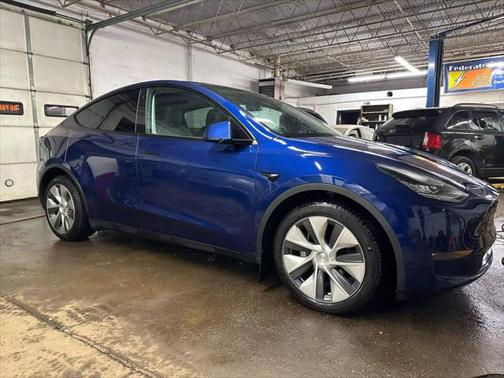 2021 Tesla Model Y Long Range Dual Motor All-Wheel Drive