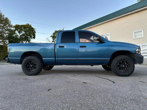 2005 Dodge Ram 1500 SLT Quad Cab