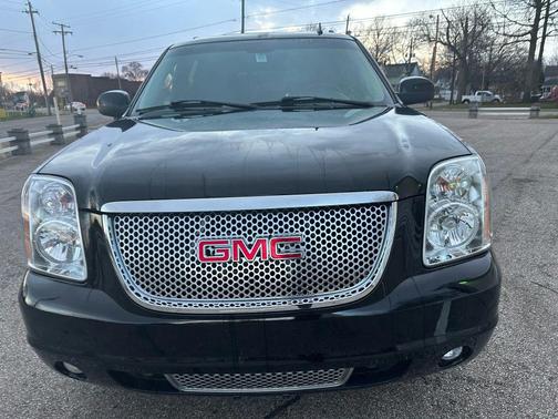2007 GMC Yukon XL Denali