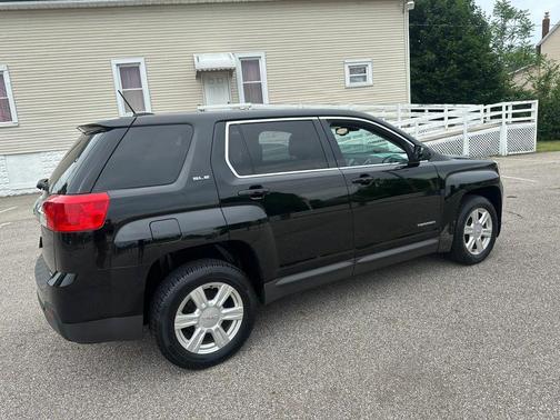 Black 2015 GMC Terrain SLE-1