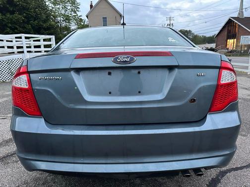 2012 Ford Fusion SE