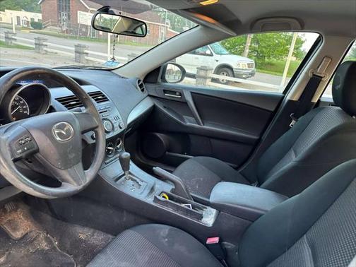 2013 Mazda Mazda3 i SV