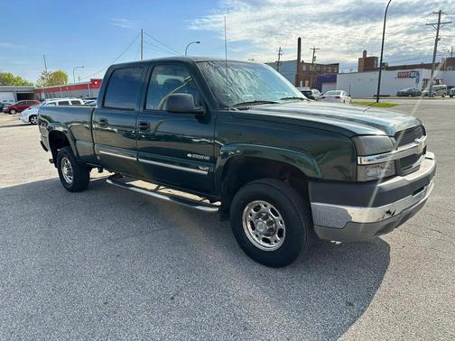 Green 2003 Chevrolet Silverado 2500 LS H/D Crew Cab