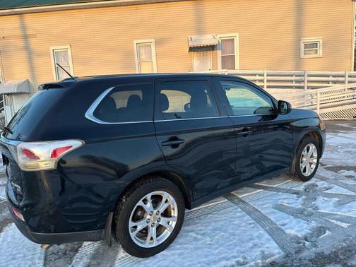 2014 Mitsubishi Outlander GT