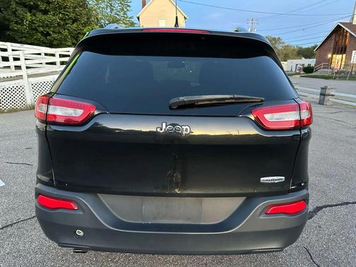 2014 Jeep Cherokee Sport