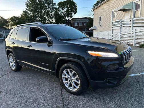 2014 Jeep Cherokee Sport