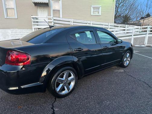 2011 Dodge Avenger Express